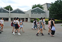 WEEKDAY CAMPUS VISITの様子