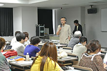 WEEKDAY CAMPUS VISITの様子