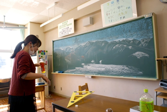 福島県柳津町立西山小学校、柳津町立西山中学校