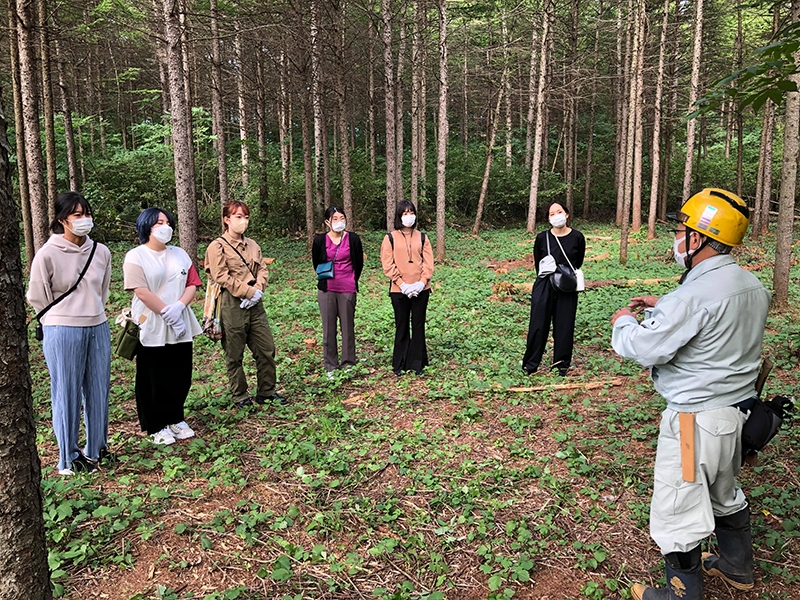 創造力を育む学びと地域価値創造　−北海道森町と武蔵野美術大学の産官学プロジェクト−