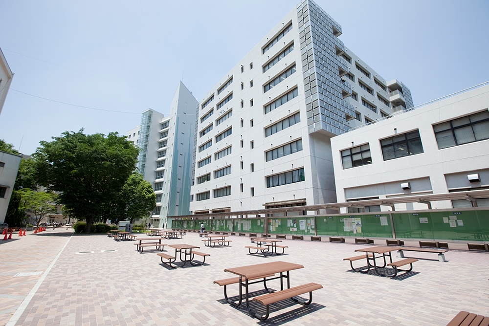 写真：電気通信大学風景