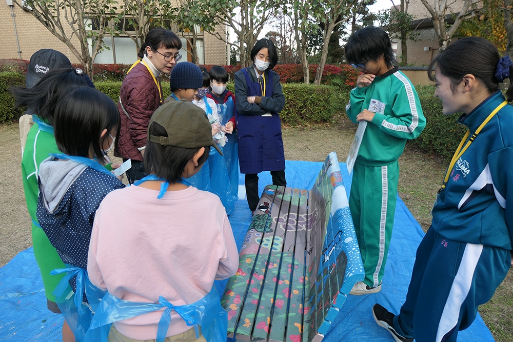 「三ケ島アートなベンチ」設置事業