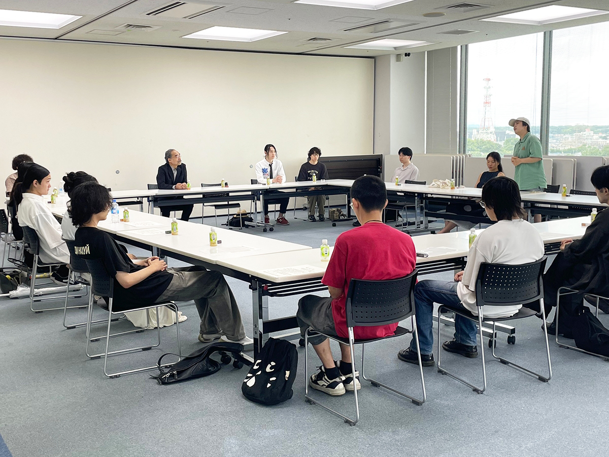 2025年度学校法人武蔵野美術大学大学院修士課程奨励奨学金授与式
