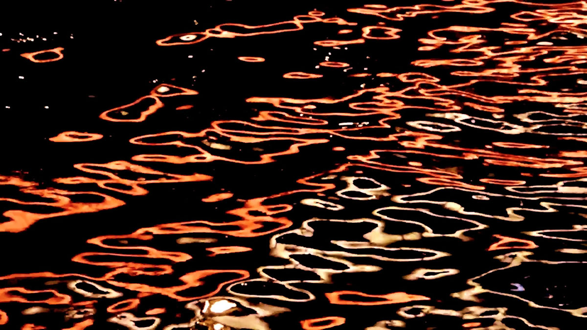 「母、長く赤い夜」(監督:若林みちる)