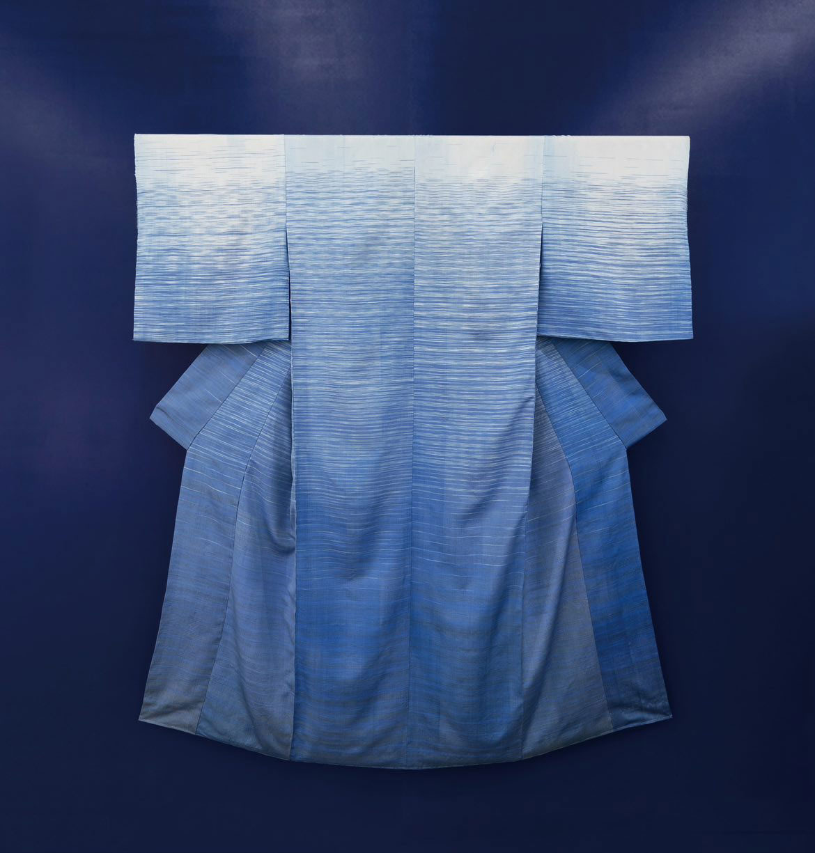 奨励賞：着物「母青」大里華蓮