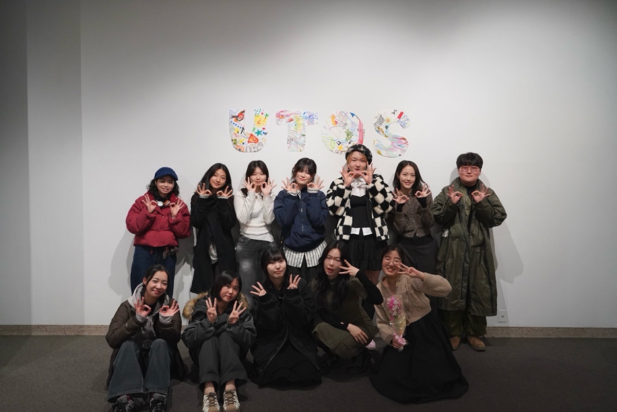 写真：Us Three One Show -trace of movement-